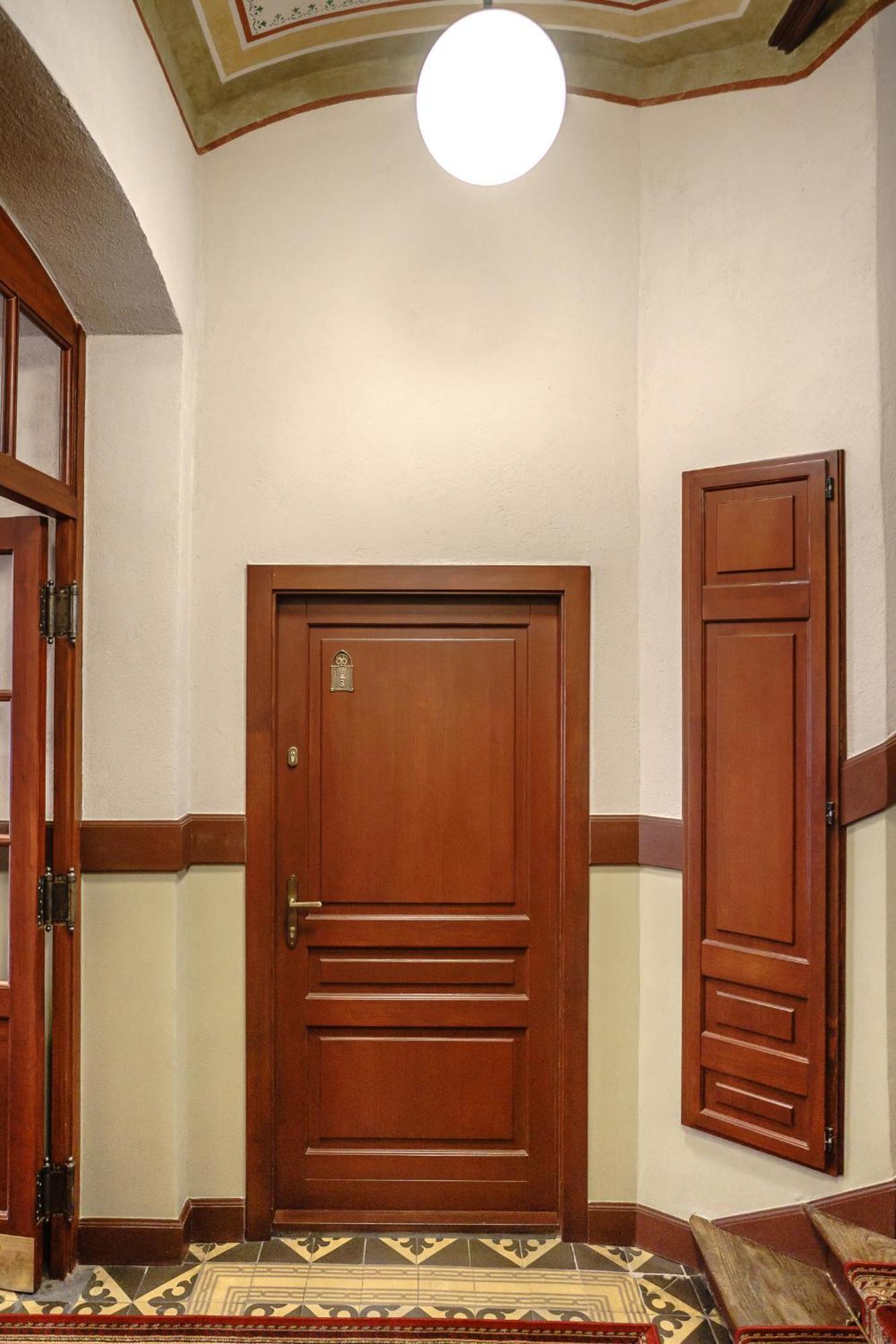 Old Town Ac Apartments Main Raiway Station 크라쿠프 외부 사진